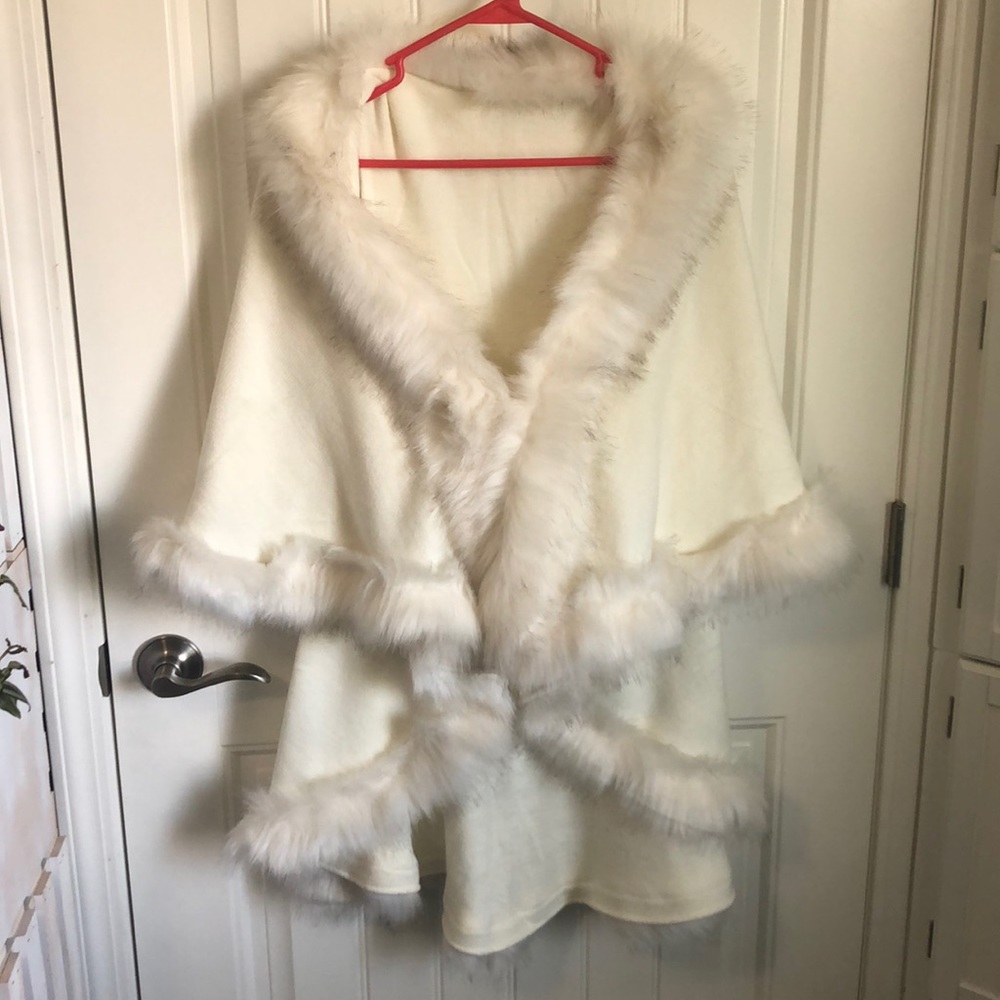 Faux fur shaw